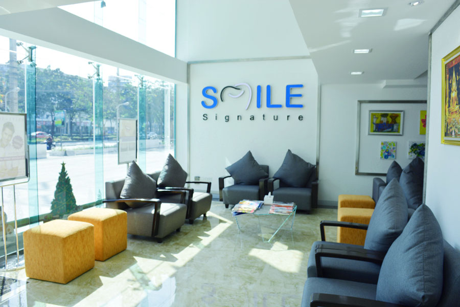 Smile Signature Ratchada Dental คลินิกทันตกรรม สไมล์ ซิกเนเจอร์ รัชดาภิเษก